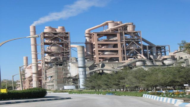 Sabancı Holding'den İspanya'ya Çimento Harekatı!