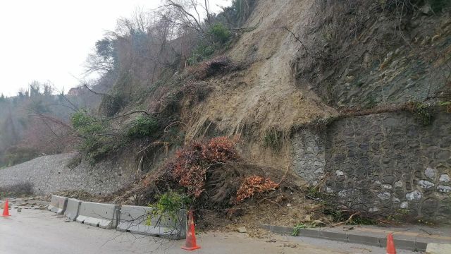 Kastamonu İnebolu’da Heyelan
