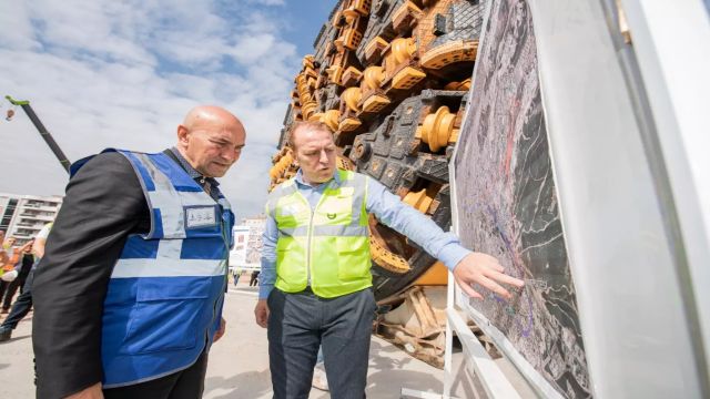 Buca Metrosu'nun İlk Köstebeği Geldi
