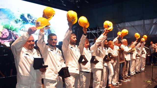 Zonguldak'ta "Sevgi, Barış ve Dostluk Ödülü" Madencilere Gitti