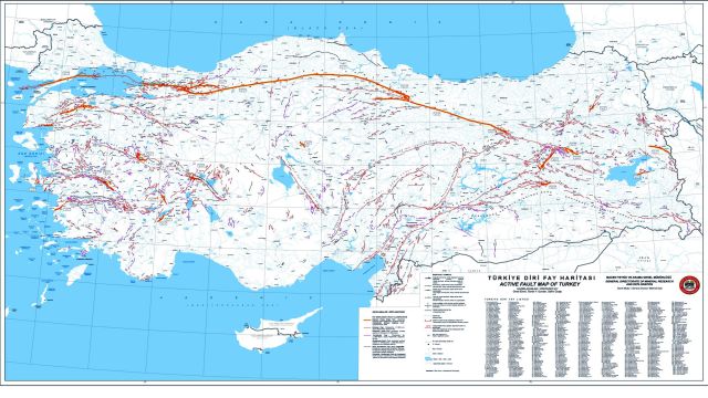 Prof. Dr. Pampal MTA’nın Yeni Diri Fay Haritasını Yorumladı