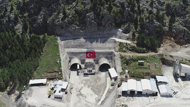 Alacabel Tüneli'nin Bu Yıl Tamamlanması Bekleniyor
