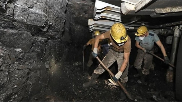 Maden-İş'in Grev Kararı Cumhurbaşkanı Kararıyla 60 Gün Süreyle Ertelendi