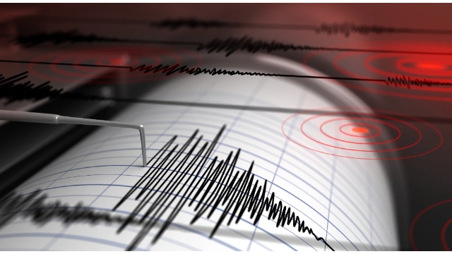 Şili'de 7.5 Büyüklüğünde Deprem!