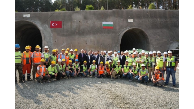 Türk Ortaklığıyla Yükselen Bulgaristan’daki En Zorlu Demiryolu Projesi’ne T.C Ulaştırma ve Altyapı Bakanı Ziyareti