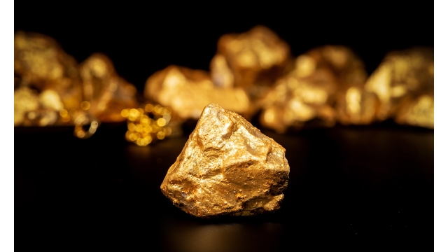 İran, Büyük Bir Altın Yatağının Keşfedildiğini Duyurdu