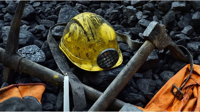 Pakistan'da maden ocağına silahlı saldırı!