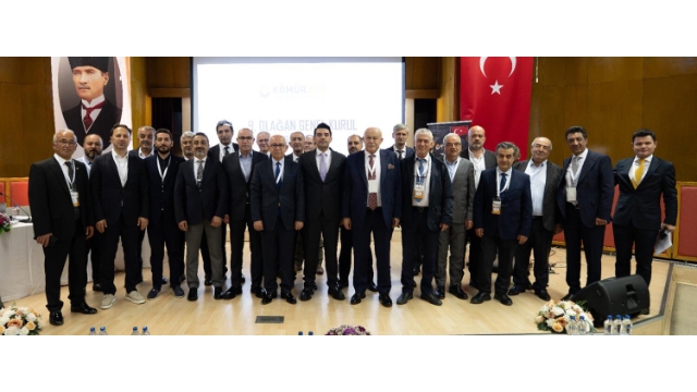 KÖMÜRDER’de görev değişimi: Furkan Akçadağ başkanlığa seçildi